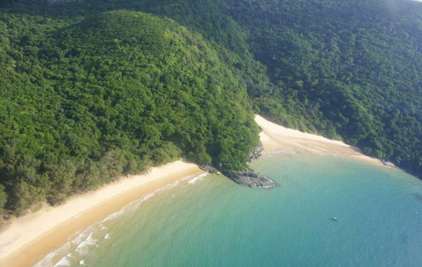 Bãi Suối Nóng, Côn Đảo Bãi Suối Nóng, Côn Đảo