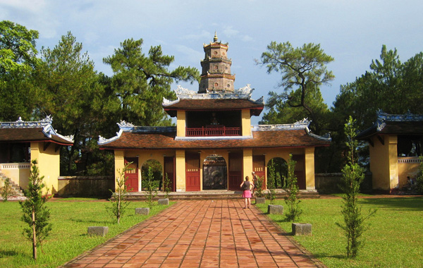 Chùa Thiên Mụ Chùa Thiên Mụ