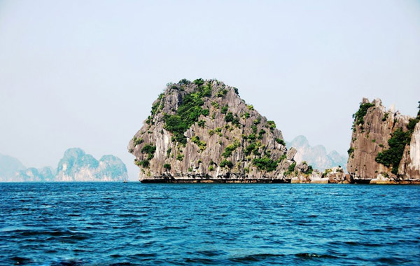 Hòn Đầu Người - Vịnh Hạ Long Hòn Đầu Người - Vịnh Hạ Long
