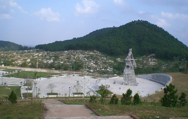Núi Ngự Bình Núi Ngự Bình