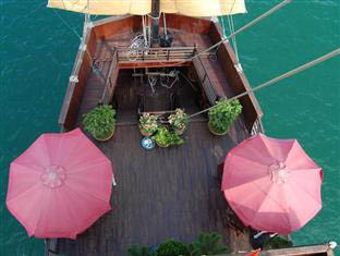Du Thuyền Poseidon Hạ Long