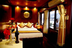 Du Thuyền Poseidon Hạ Long