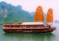 thuyền b&agrave;i thơ