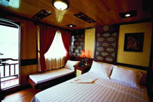 Du thuyền B&agrave;i Thơ 2