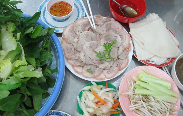 Bánh tráng cuốn thịt heo Đà Nẵng Bánh tráng cuốn thịt heo Đà Nẵng