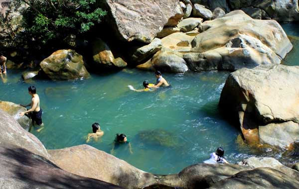 du lịch sinh thái Ba Hồ