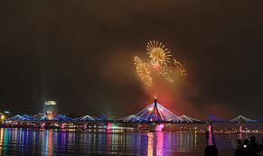 Pháo hoa quốc tế sông Hàn