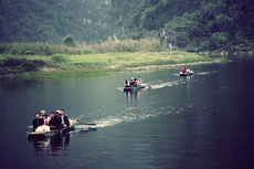 Tr&agrave;ng An- Du lịch Tp Hồ Ch&iacute; Minh - H&agrave; Nội - Sapa - Hạ Long - Ninh B&igrave;nh