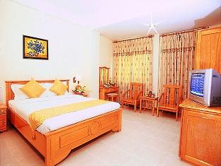 1 Khách sạn Hồ Sen tp Hồ Chí Minh
