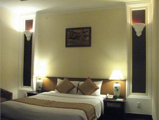 1 Khách sạn Hương Sen Tp Hồ Chí Minh