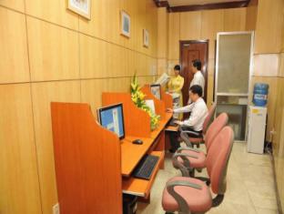 1 Khách sạn New Epoch Tp Hồ Chí Minh
