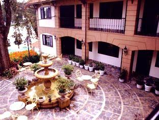 2 Khách sạn Empress Đà Lạt 