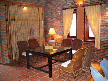 2 Khách sạn Vạn Chài Resort Sầm Sơn