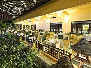 Khách sạn Sandy Beach Resort Đà Nẵng 3