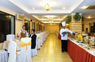 4 Khách sạn Sài Gòn Tourane Đà Nẵng