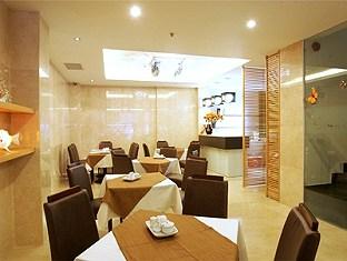 4 Khách sạn Sanouva Tp Hồ Chí Minh