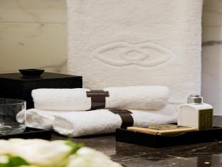 4 Khách sạn Sofitel Plaza Thành Phố Hồ Chí Minh