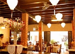 4 Khách sạn Vĩnh Hưng 2 Hội An