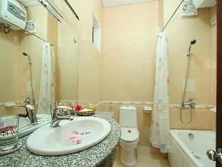 6 Khách sạn Bạch Đằng Hội An
