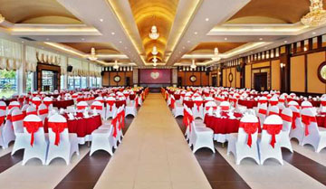 07 Khách sạn Century Riverside Huế
