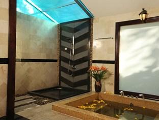 8 Diamond Bay Resort & Golf Nha Trang