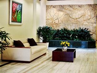 8 Khách sạn Quốc Hoa Hà Nội