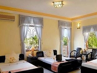 8 Phố Hội Riverside Resort Hội An