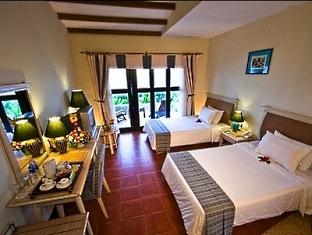 Khách sạn Sandy Beach Resort Đà Nẵng 8