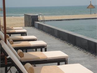 Khách sạn Life Resort Đà Nẵng 9
