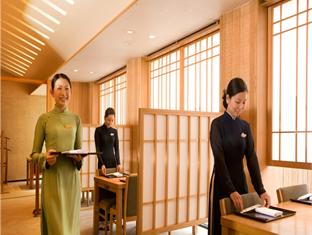 12 Khách sạn Nikko Hà Nội