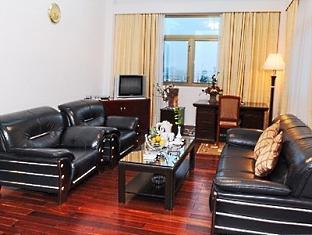 14 Khách sạn Đà Nẵng Riverside