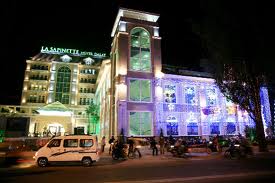Khách sạn La Sapinette 3