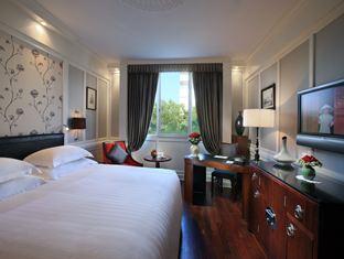 Khách sạn Sofitel Metrople Hà Nội