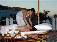 Cát Bà Island Resort & Spa - massage