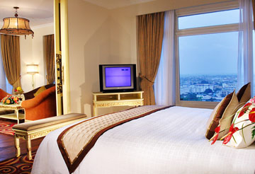 10  Khách sạn Imperial - Huế 