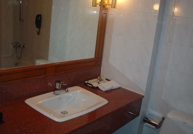 Khách Sạn Zephyr Hà Nội 4