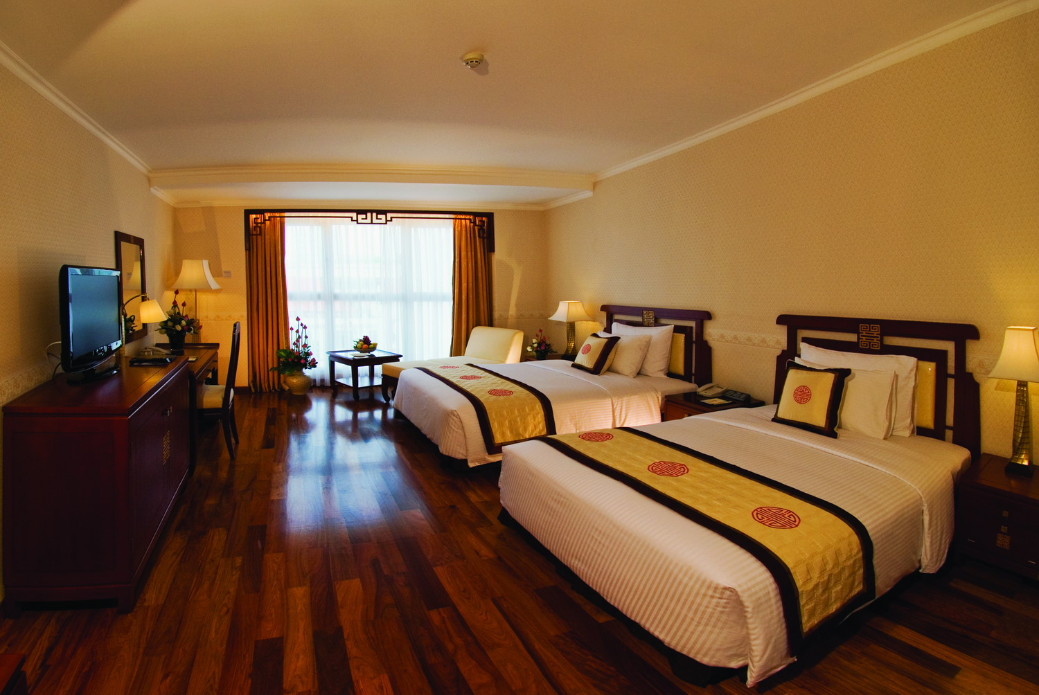 8 Khách sạn Rex Thành Phố Hồ Chí Minh