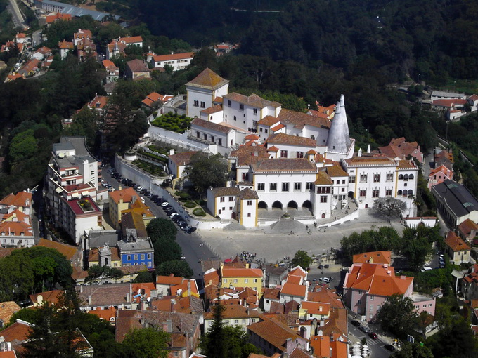 Một góc trung tâm thị trấn Sintra của Bồ Đào Nha - Ảnh: wiki