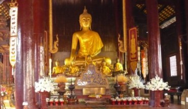 Chùa chiền là nơi các Phật tử khắp nơi hội tụ trong lễ hội Asahna Bucha. Ảnh: Thaizer.com