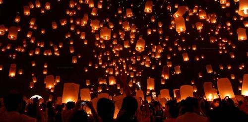 Lễ hội hoa đăng rực sáng tại Thái Lan. Ảnh: keyreads