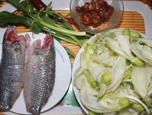 Bông so đũa nấu canh cá rô là một món ăn khoái khẩu của nhiều người.
