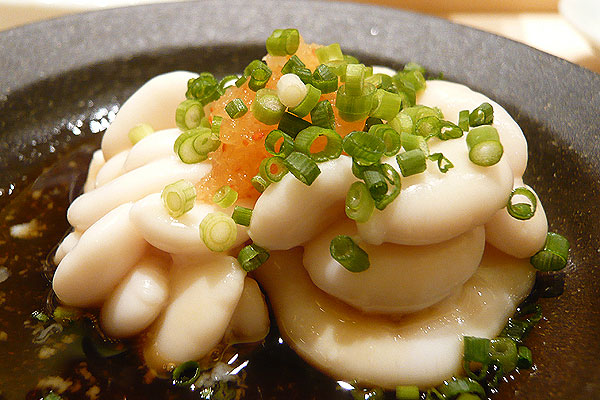 Du lịch Nhật Bản bạn sẽ có cơ hội được thưởng thức những món ăn "lạnh sống lưng" này