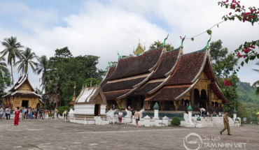 Chùa Wat Xieng Thong nằm trong vùng bán đảo ở Lào