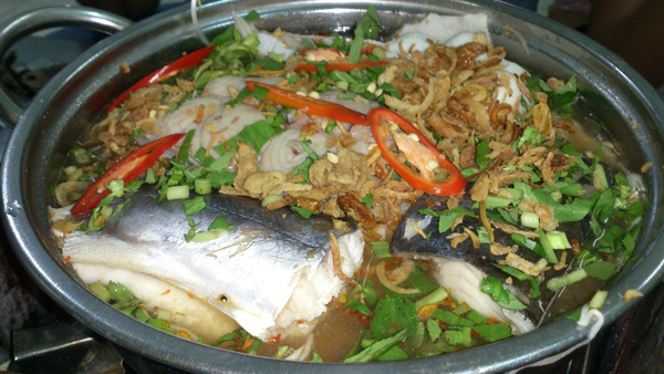 Lẩu cá đuối được xem là đại diện ẩm thực của vùng biển Vũng Tàu