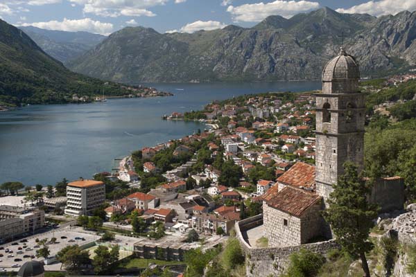 Vịnh Kotor - Montenegro  Top 10 Điểm Đến Lí Tưởng Trên Thế Giới