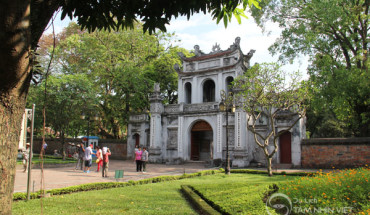 Văn Miếu Quốc Tử Giám - Trường đại học đầu tiên của nước Việt Nam