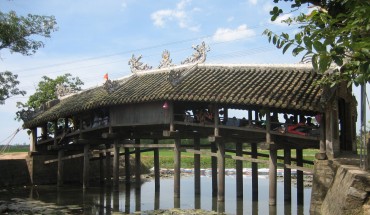 Cầu ngói Thanh Toàn biểu tượng của làng Thanh Thủy Chánh