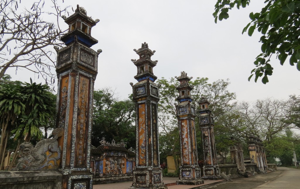 Nét cổ kính trầm tư của làng cổ Thanh Thủy Chánh được thể hiện lên từ những công trình kiến trúc cổ
