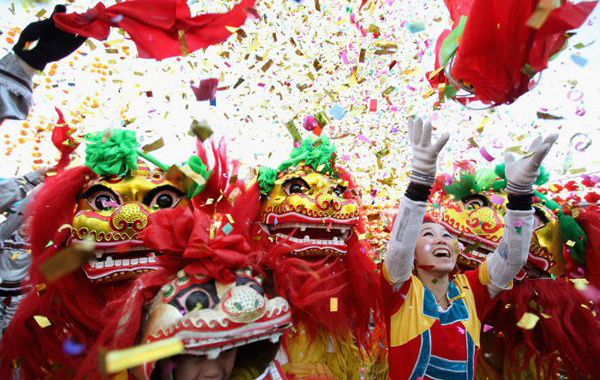 Lễ hội đường phố Tai Kok Tsui thu hút hàng vạn du khách thăm gia mỗi năm 