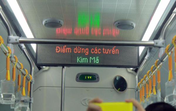 Thông báo trên xe bus BRT thuận tiện cho người sử dụng